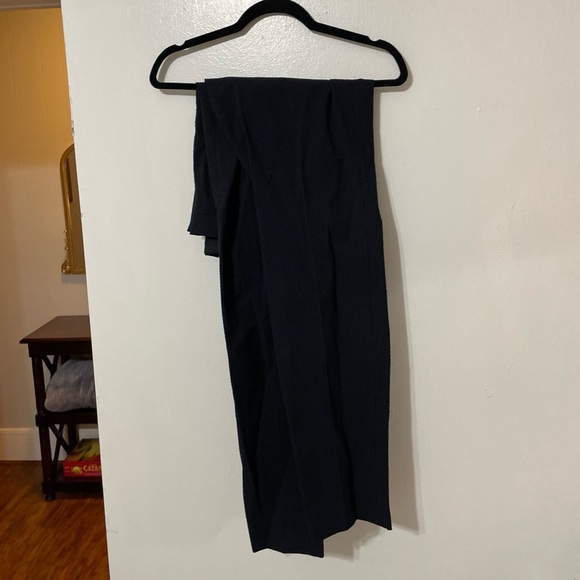 Theory Chambers Blazer and Zaine Pant Seersucker Navy 42R Blazer and 34W Pants - Picture 4 of 6